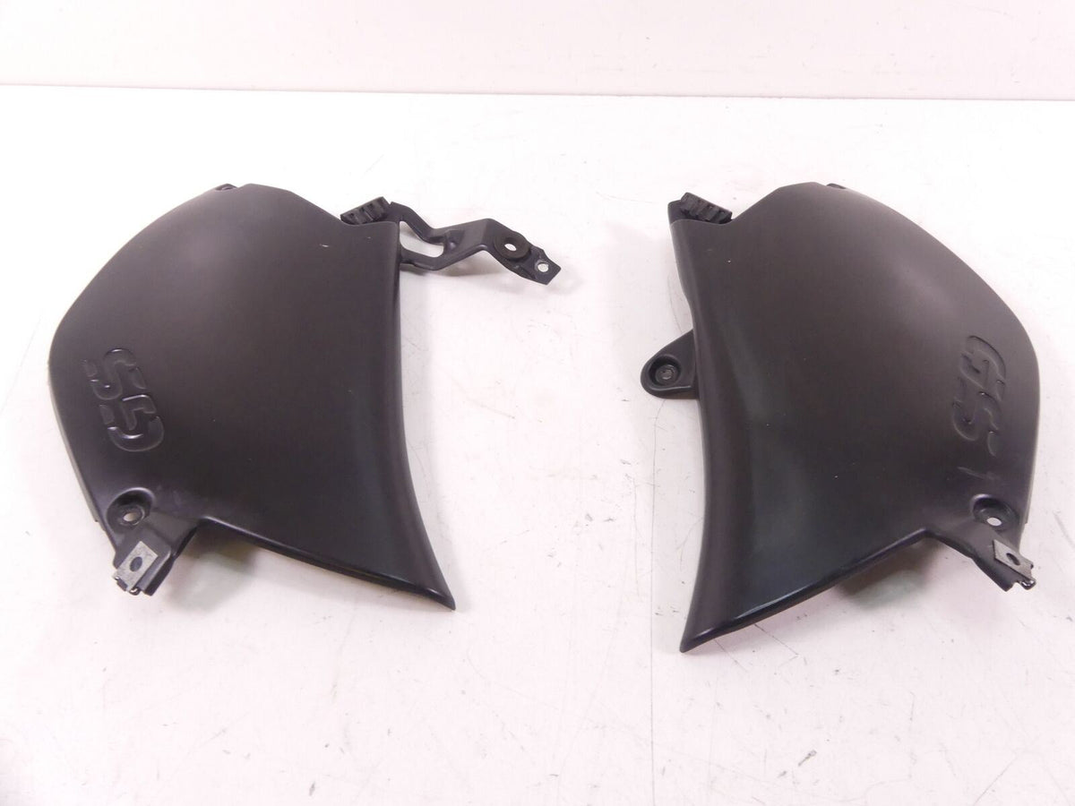 2008 BMW R1200GS K255 Adv Between Leg Side Cover Fairing Set 46637698234 {{ shop.shopifyCountryName }} - Mototech271