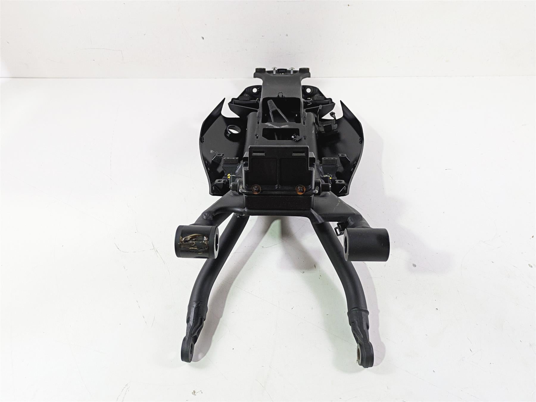 2016 Ducati Monster 1200 S Subframe Sub Frame Inner Fender Set 47017251DA {{ shop.shopifyCountryName }} - Mototech271