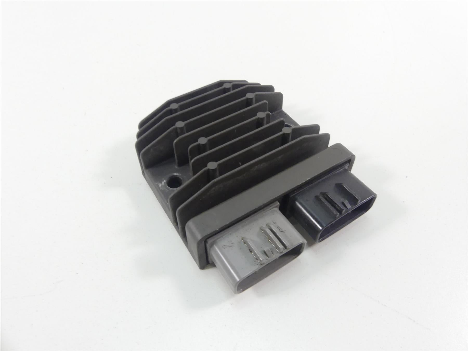 2016 BMW S1000XR K49 Rectifier Voltage Regulator FH020CA 12317718422 {{ shop.shopifyCountryName }} - Mototech271