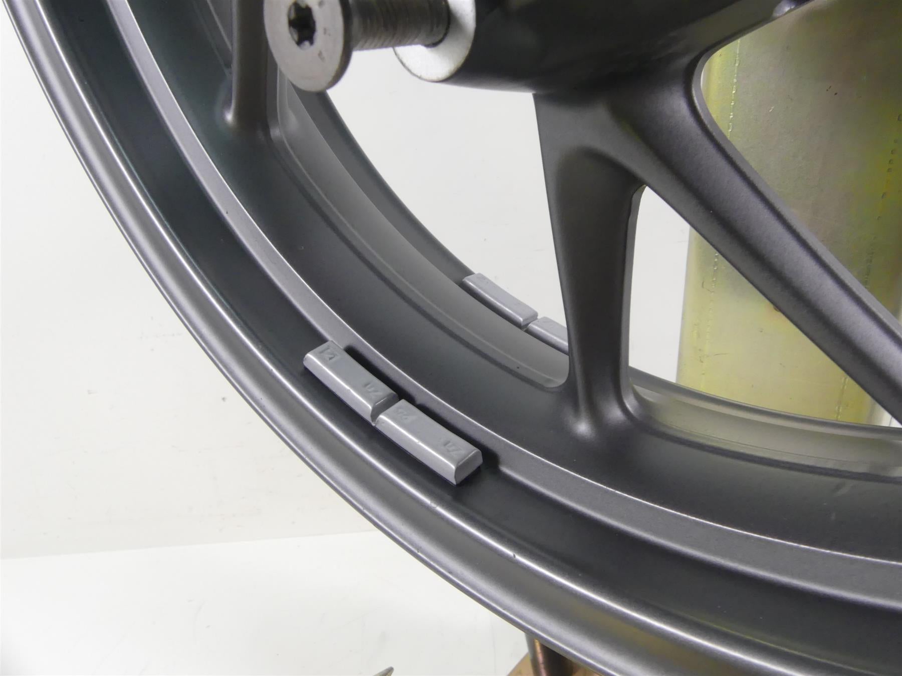 2016 BMW R1200RS K54 Front 3.5x17 Wheel Rim -Dented 36318556328 {{ shop.shopifyCountryName }} - Mototech271