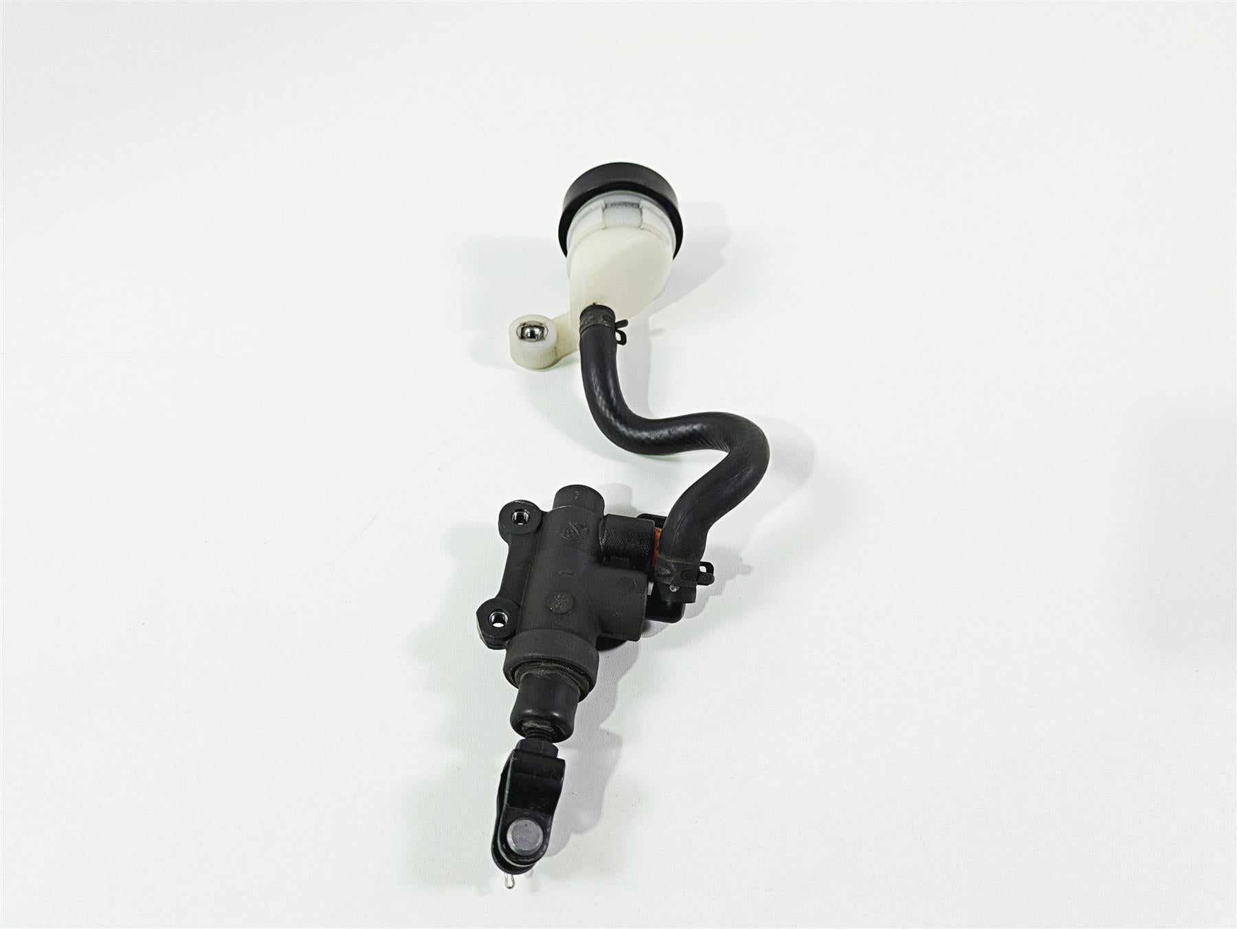 2019 BMW R1250RT K52 Nissin Rear Brake Master Cylinder 1/2" Bore 34318522398 {{ shop.shopifyCountryName }} - Mototech271