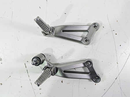 2005 Kawasaki ZX12R Ninja Rear Passenger Footpeg Set 35063-0062-458 {{ shop.shopifyCountryName }} - Mototech271