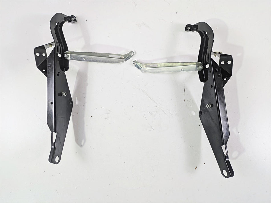 2010 Harley Touring FLHXSE CVO Street Glide Front Fairing Mounts Set 58478-96B {{ shop.shopifyCountryName }} - Mototech271
