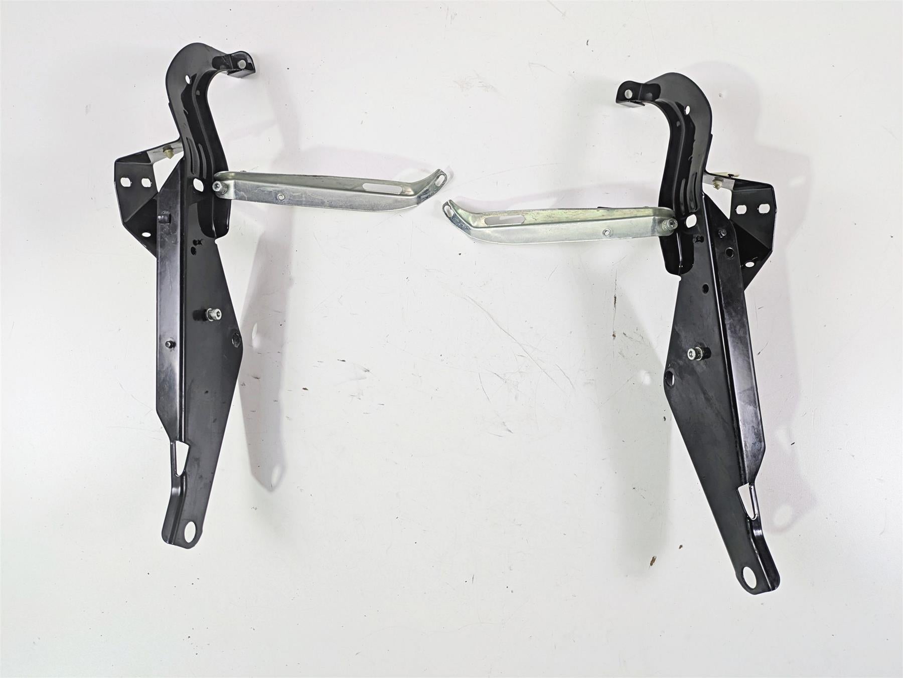 2010 Harley Touring FLHXSE CVO Street Glide Front Fairing Mounts Set 58478-96B