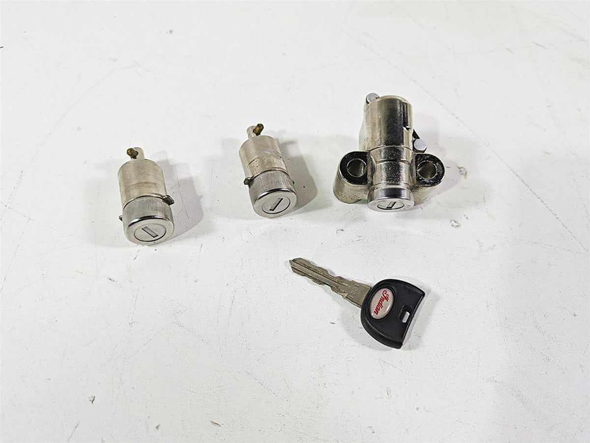 2018 Indian Chieftain Dark Horse Steering & Saddle Bag Lock & Key Set 2635146 {{ shop.shopifyCountryName }} - Mototech271