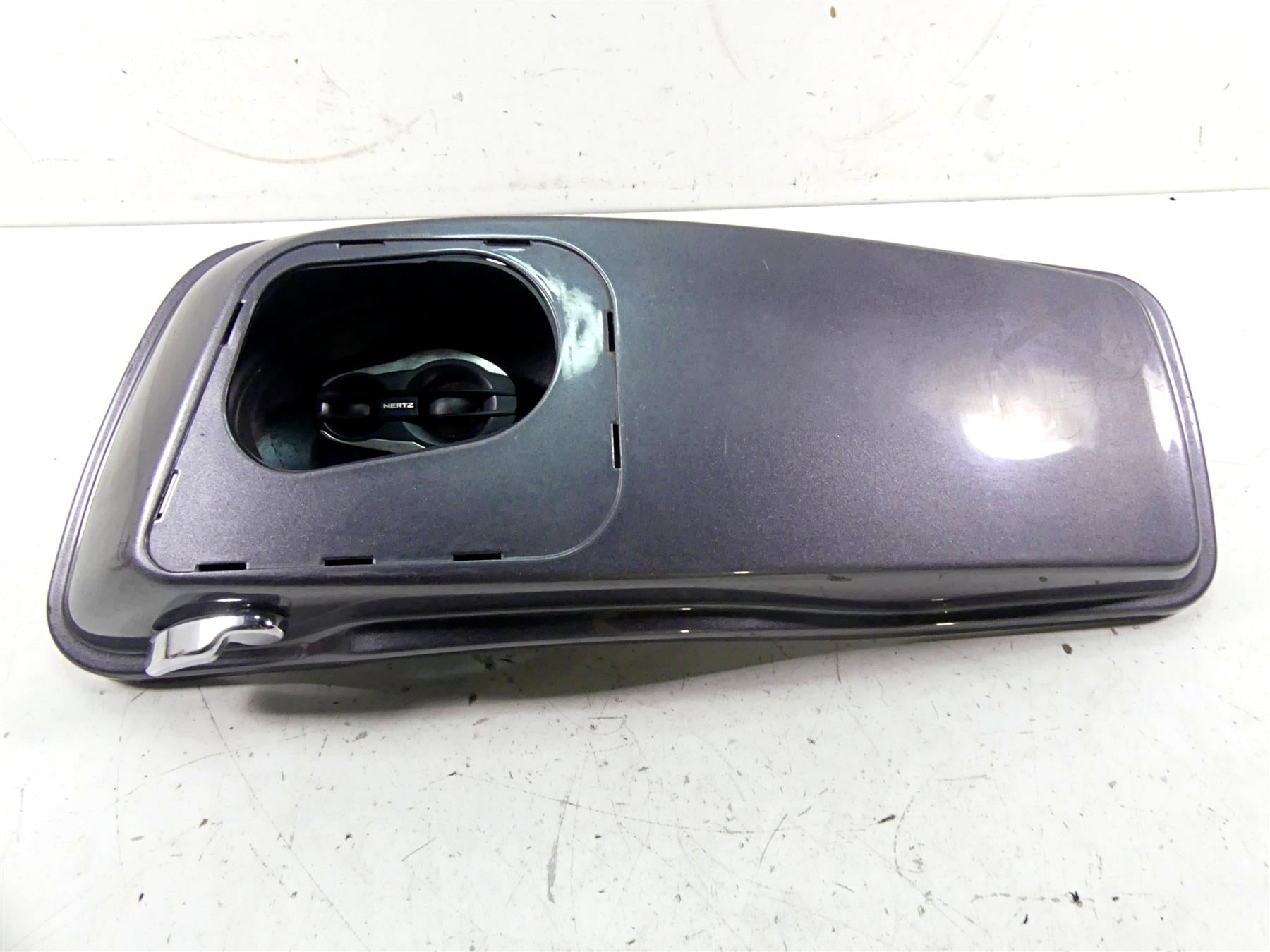 2015 Harley Touring FLHXS Street Glide Right Saddlebag Lid & Speaker 90200411 {{ shop.shopifyCountryName }} - Mototech271