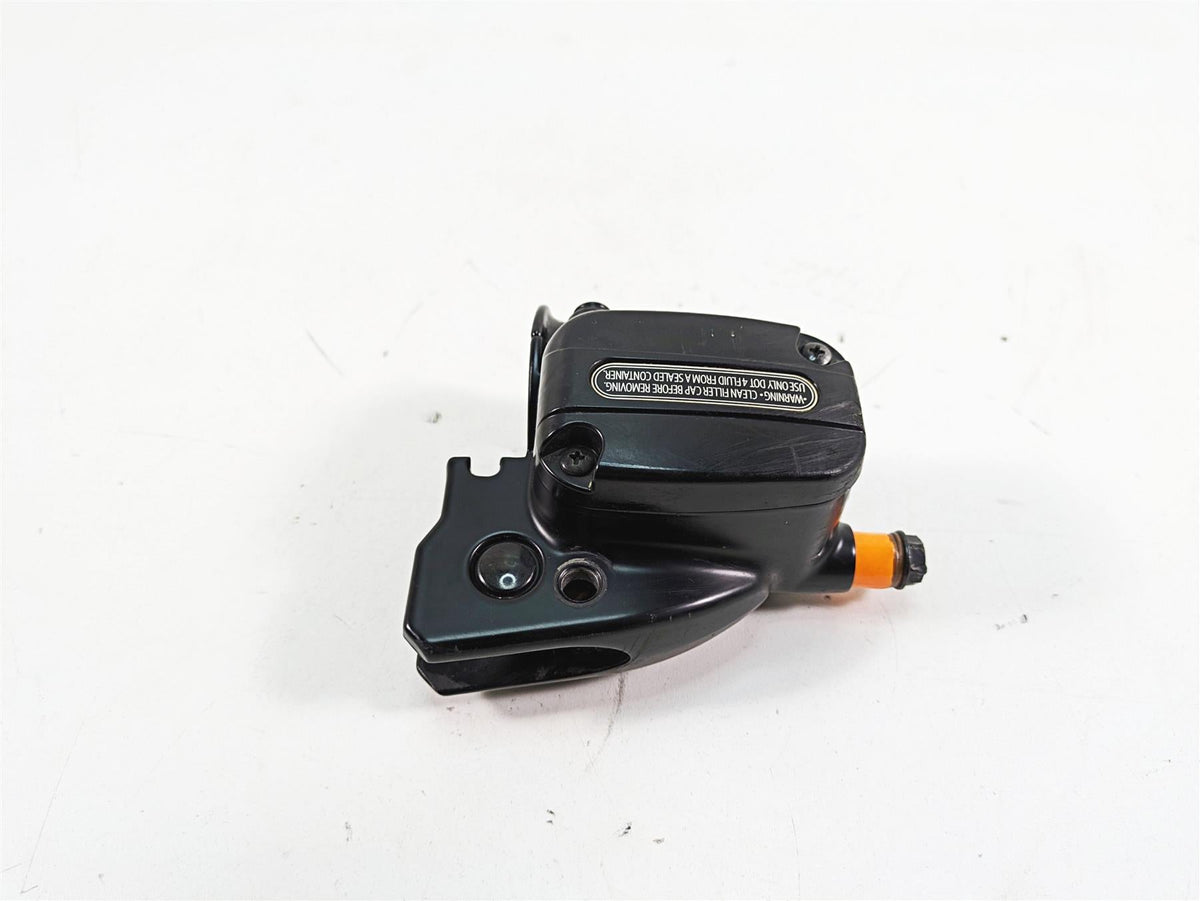 2019 Harley Touring FLHX Street Glide Front Brake Master Cylinder 11/16 44551-08 {{ shop.shopifyCountryName }} - Mototech271
