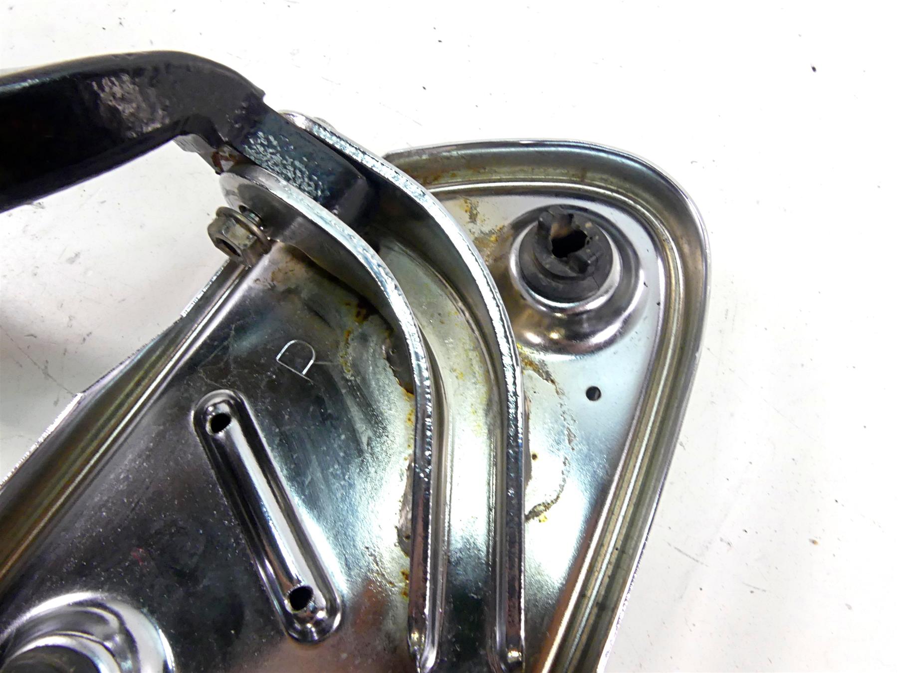 2008 Harley Touring FLHX Street Glide Right Front Floor Board Footrest 50683-04 {{ shop.shopifyCountryName }} - Mototech271