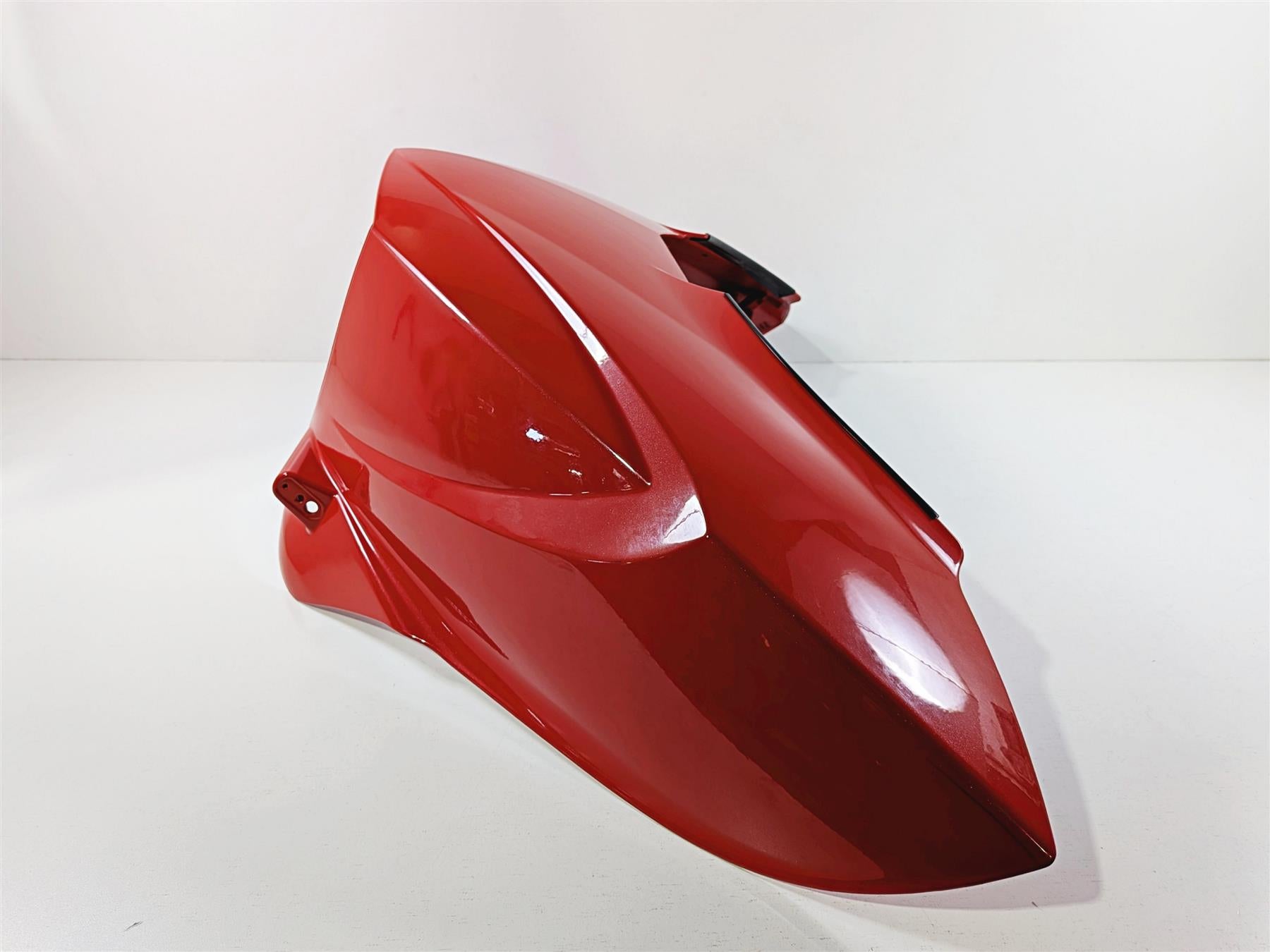 2016 Victory Cross Country Front Nose Outer Fairing Cover Cowl -Red 5439275 {{ shop.shopifyCountryName }} - Mototech271