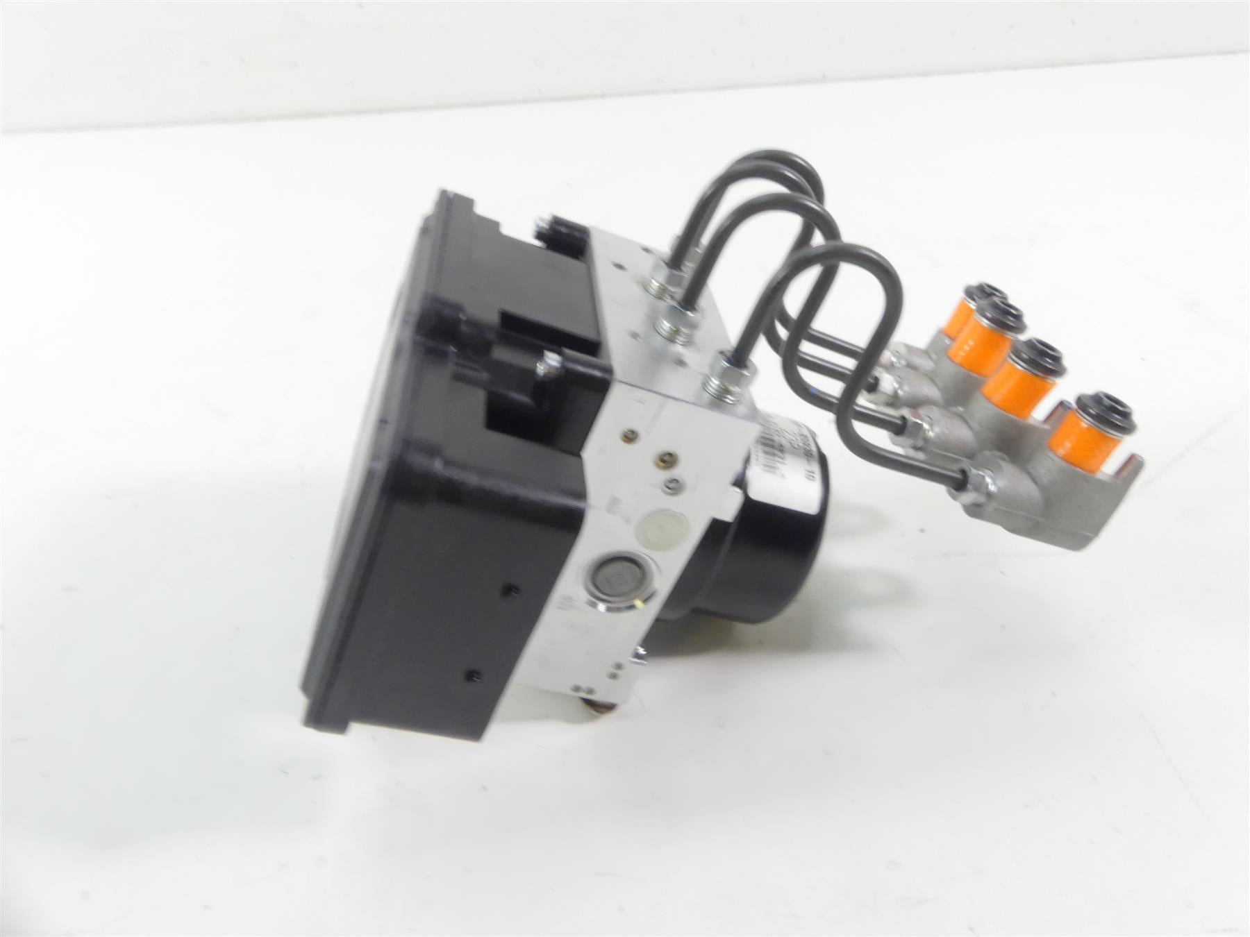 2017 Yamaha XT1200Z Super Tenere Abs Brake Pump Unit Module 23P-85930-19-00 {{ shop.shopifyCountryName }} - Mototech271