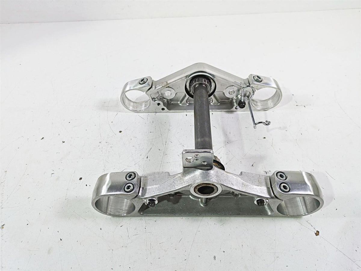2002 Honda VTX1800 Retro Upper & Lower Triple Tree Set 53230-MCV-000 {{ shop.shopifyCountryName }} - Mototech271