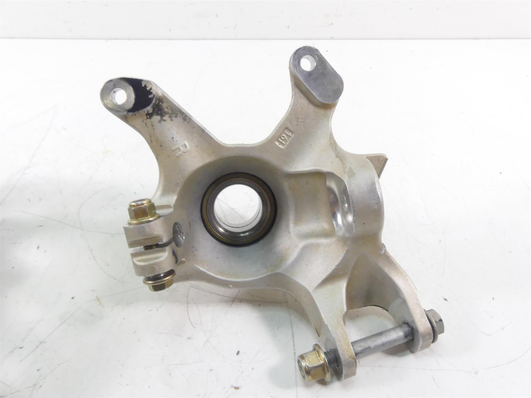 2017 Can Am Maverick X3 XDS Turbo R Front Right Wheel Hub Spindle Set 706202760 {{ shop.shopifyCountryName }} - Mototech271