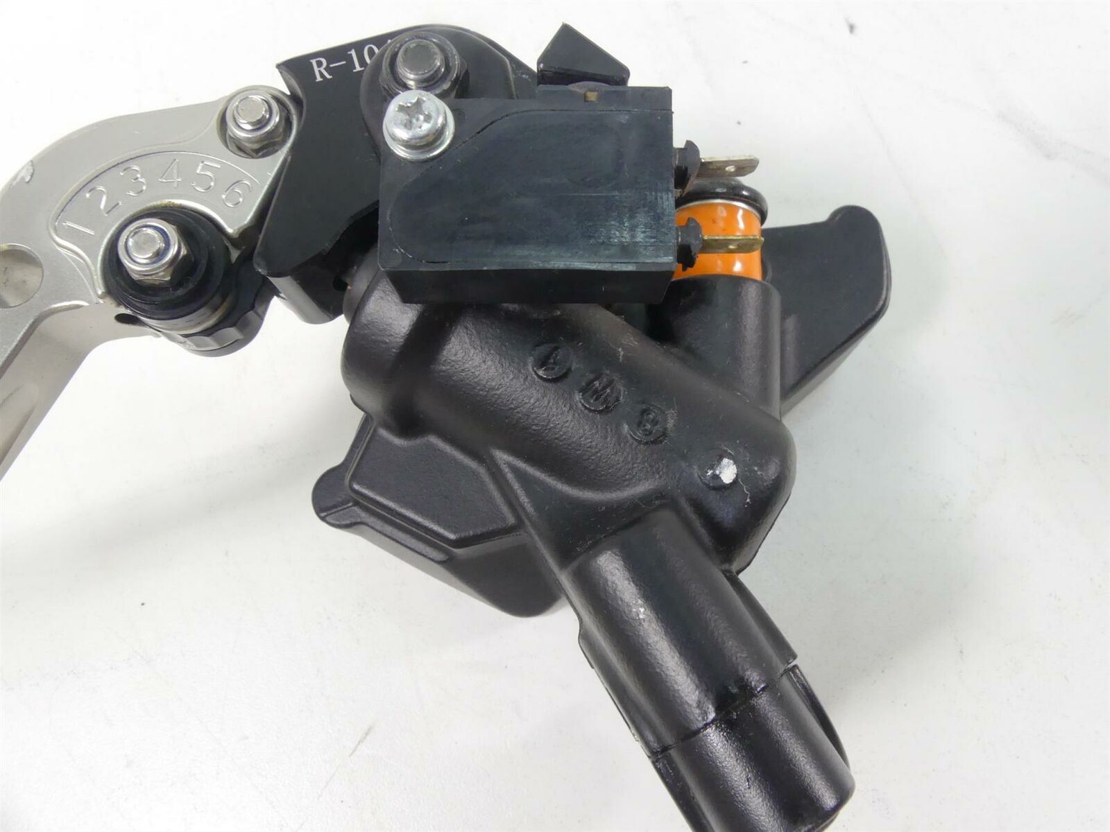 2020 Yamaha VMX17 1700 Front Brembo Brake Master Cylinder + Lever 2S3-W2587-00 {{ shop.shopifyCountryName }} - Mototech271