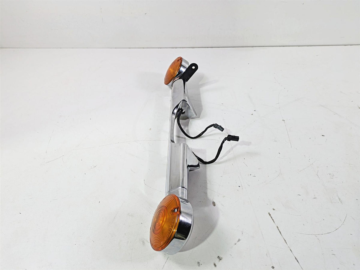 2008 Harley Touring FLHTP Electra Glide Rear Turn Signal Blinker Bar 68510-74C {{ shop.shopifyCountryName }} - Mototech271