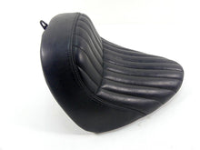 Load image into Gallery viewer, 2020 Harley Softail FXST Standard Oem Rider Driver Seat Saddle 52000264
