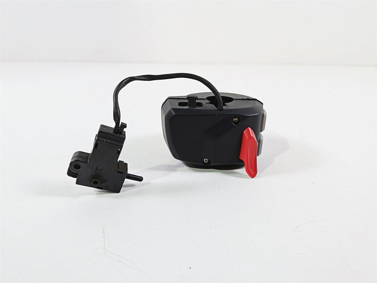 2022 Triumph Tiger 900 GT Pro Left Hand Light Cruise Control Switch T2044782 {{ shop.shopifyCountryName }} - Mototech271