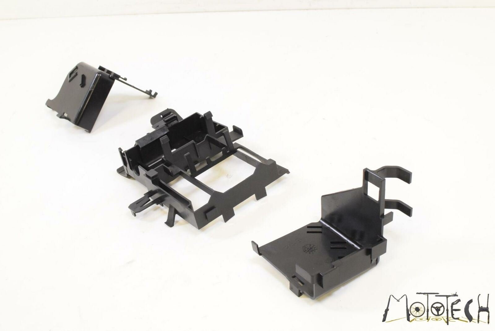 2008 Harley VRSCDXA NIGHT ROD SPECIAL Electrical Holder Bracket Tray SET 70473-0 {{ shop.shopifyCountryName }} - Mototech271
