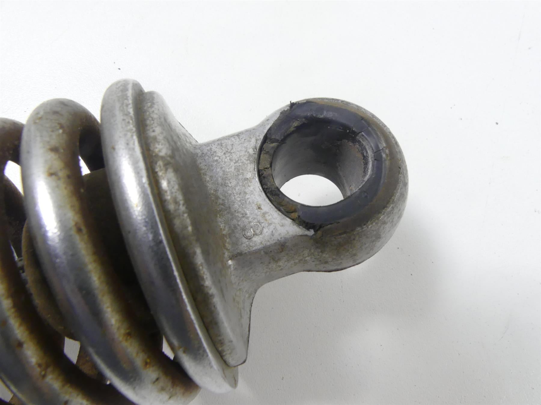 1980 Honda CB750C Custom Rear 13" Showa Shock Set 425-5 52400-425-732 {{ shop.shopifyCountryName }} - Mototech271