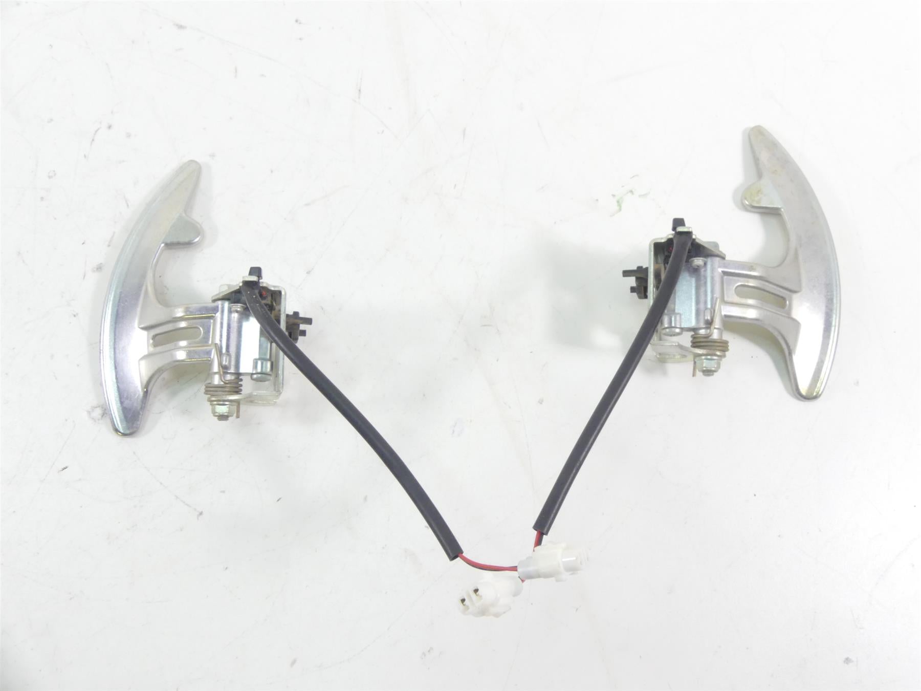 2017 Yamaha YXZ1000R EPS SS Left Right Shifter Shift Paddle Set B57-2380A-00-00 {{ shop.shopifyCountryName }} - Mototech271