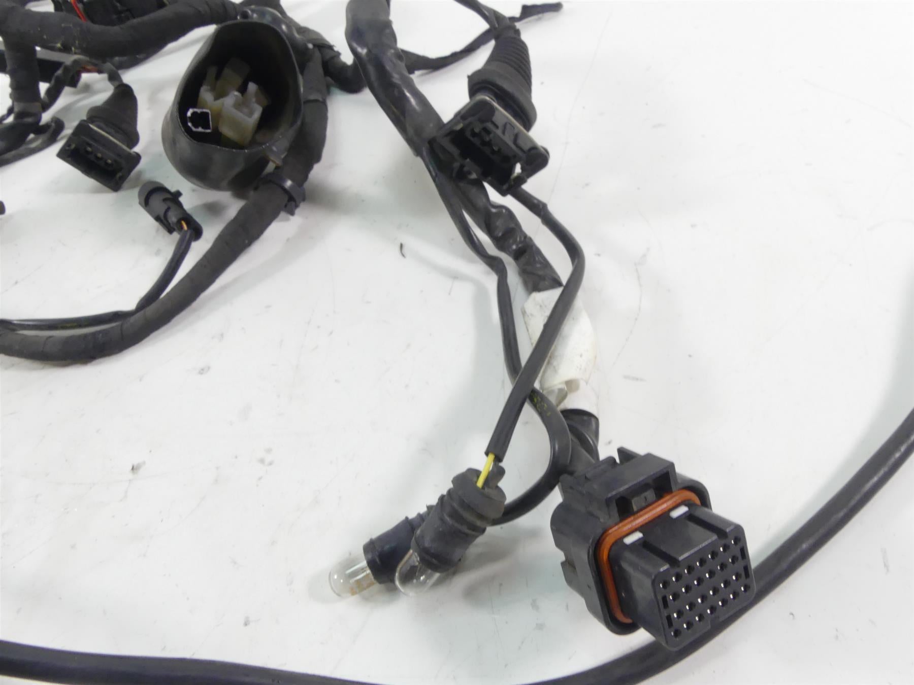 2011 Ducati Hypermotard 1100 SP Main Wiring Harness Loom - No Cuts 51016922B {{ shop.shopifyCountryName }} - Mototech271
