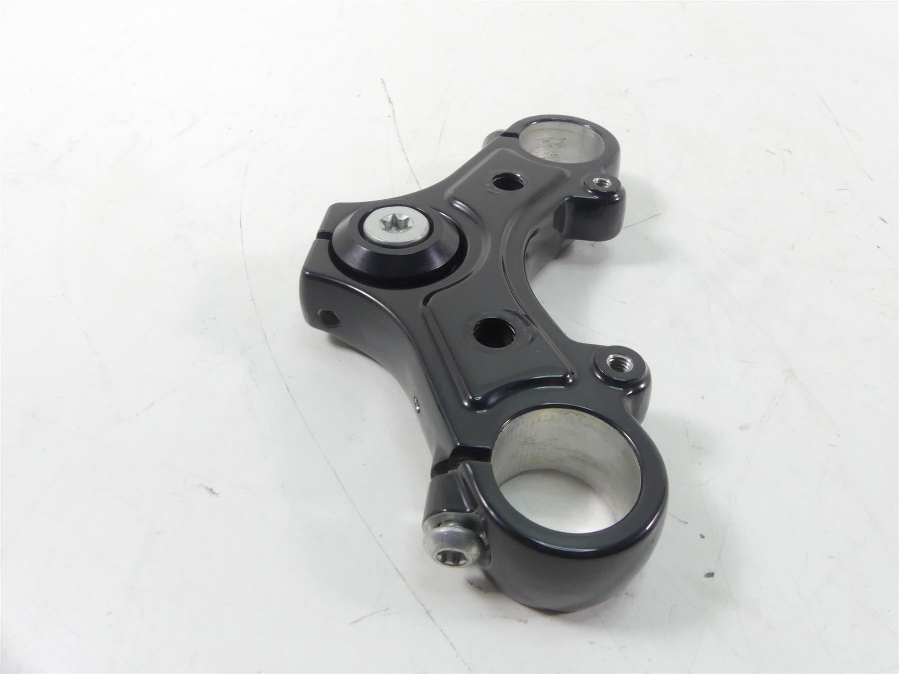 2019 Harley XL883 N Sportster Iron Upper Triple Tree Clamp 39mm 46758-07 {{ shop.shopifyCountryName }} - Mototech271