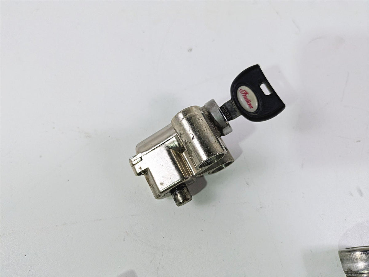 2018 Indian Springfield Dark Horse Fork Saddlebag Locks & Key Set 2635146 {{ shop.shopifyCountryName }} - Mototech271