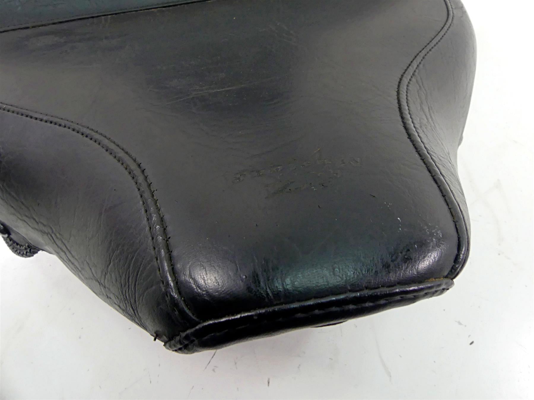2002 Harley FLSTCI Softail Heritage Mustang 17" Wide Studded Seat Set 75094 {{ shop.shopifyCountryName }} - Mototech271