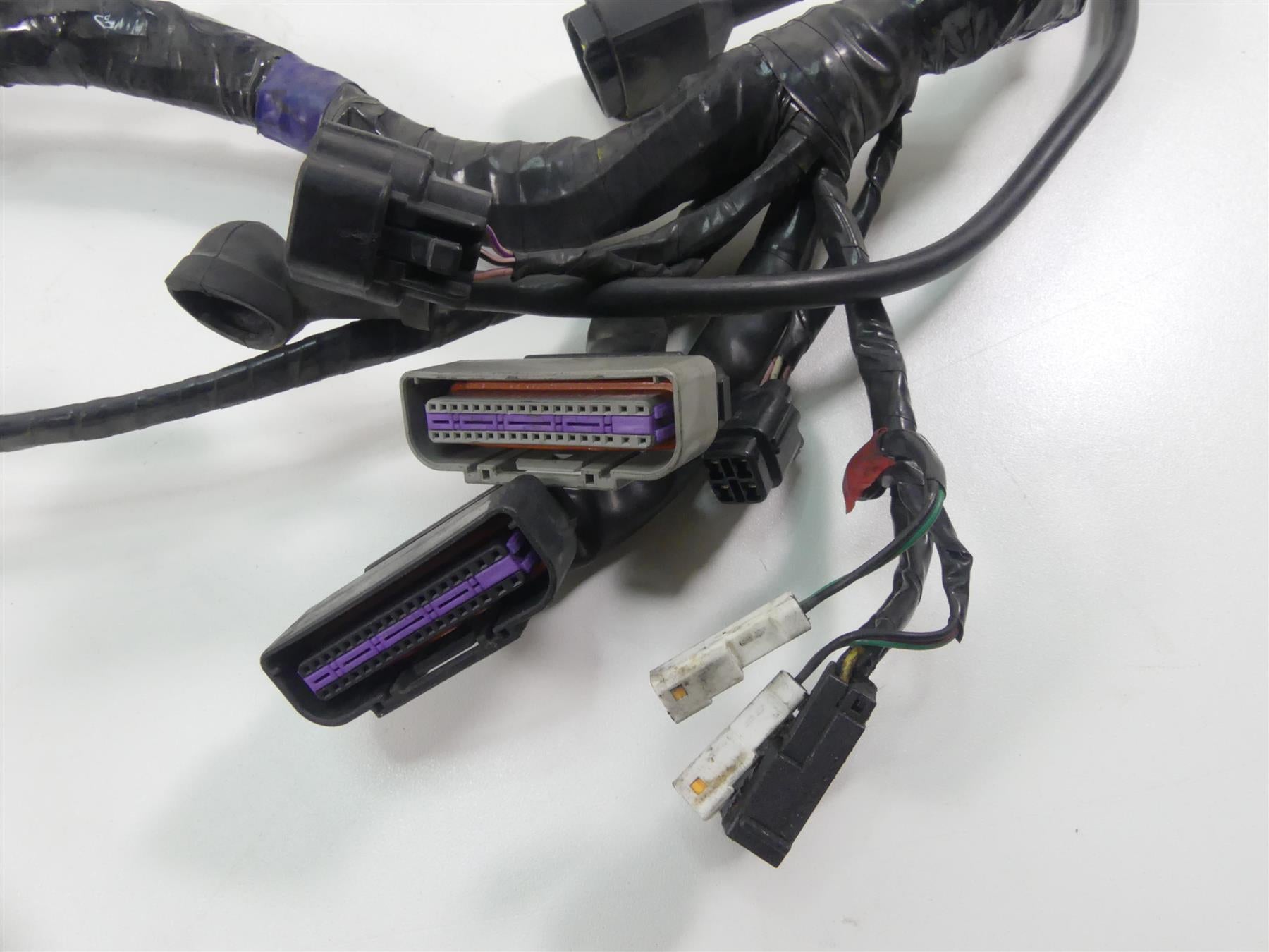 2013 Triumph Rocket 3 Touring Wiring Harness Loom Relay Set T2502404 {{ shop.shopifyCountryName }} - Mototech271