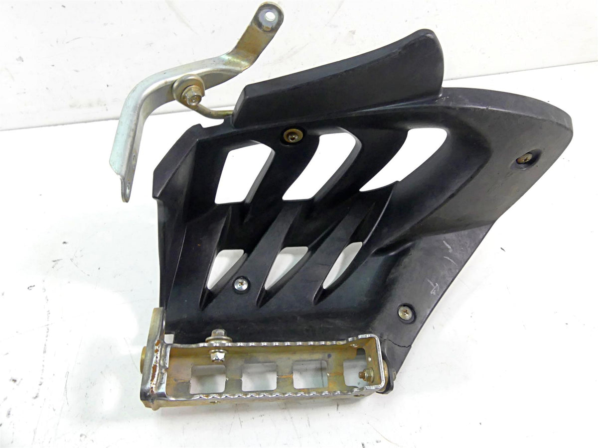 2020 Yamaha YFM 700 Raptor Foot Peg Rest Set L 1PE-F7411-00-00 R 1PE-F7421-00-00 {{ shop.shopifyCountryName }} - Mototech271