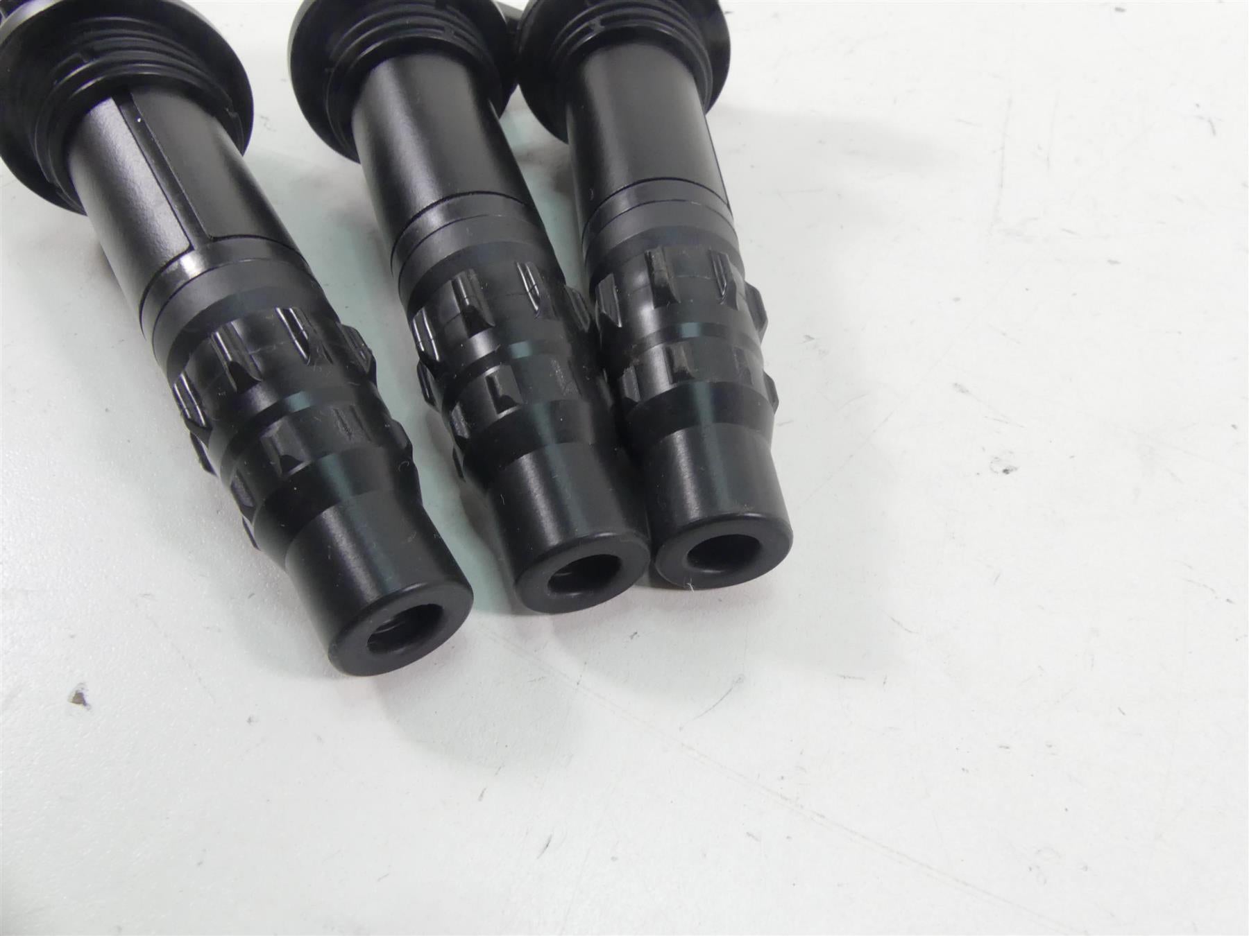 2022 Yamaha MT09 FZ09 Ignition Coils Stick Coil Set 1WS-82310-00-00 {{ shop.shopifyCountryName }} - Mototech271