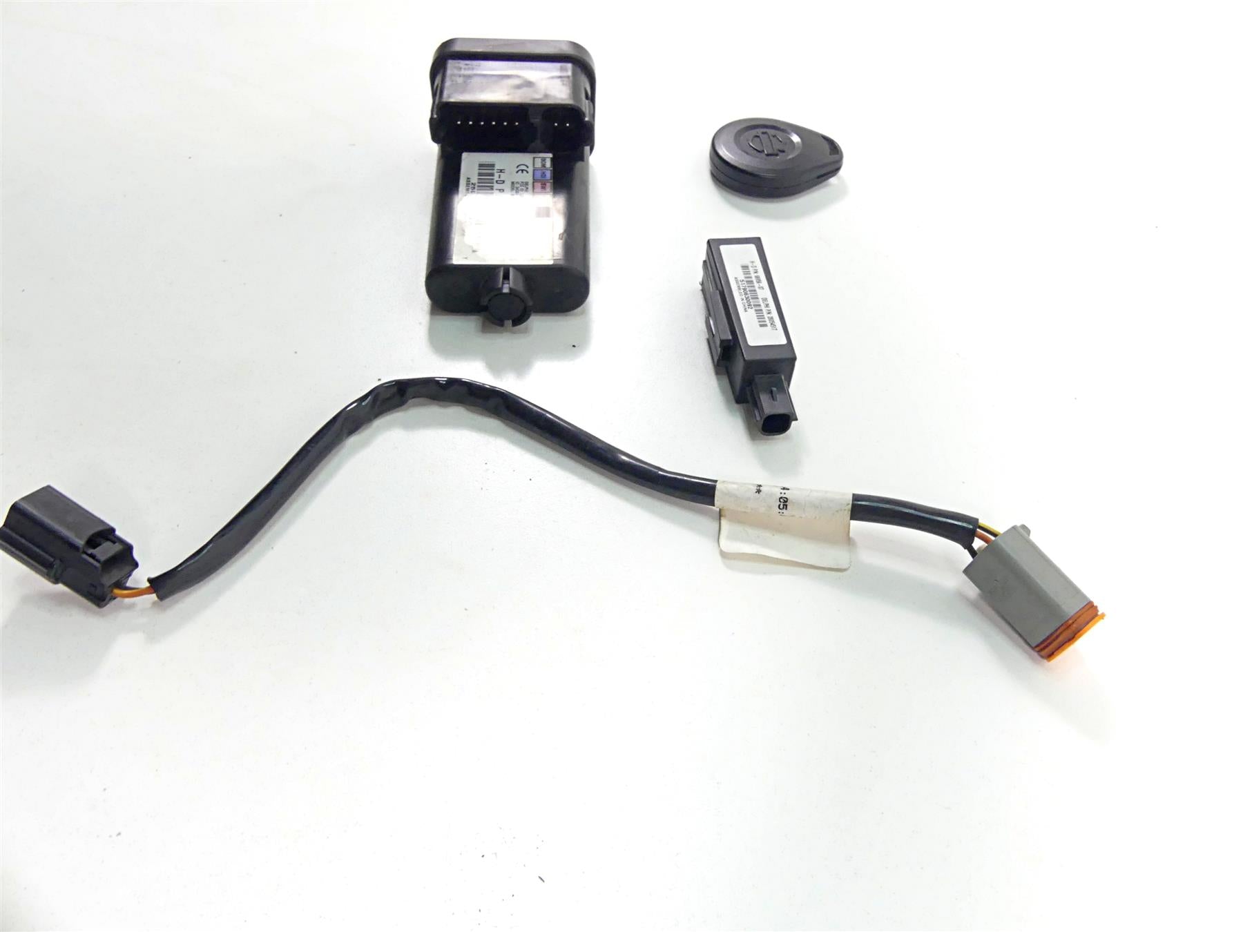 2010 Harley FXDF Dyna Fat Bob Tssm Security Module Fob Antenna Set 68925-07 {{ shop.shopifyCountryName }} - Mototech271