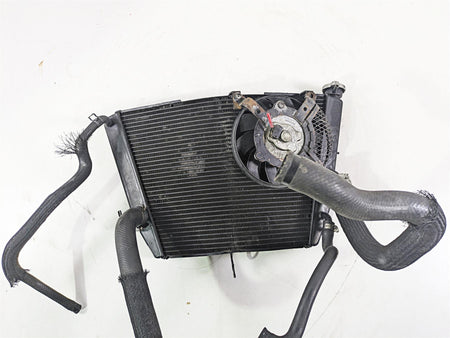 2007 Suzuki GSXR600 Coolant Radiator - No Leaks & Straight 17710-01H00 {{ shop.shopifyCountryName }} - Mototech271