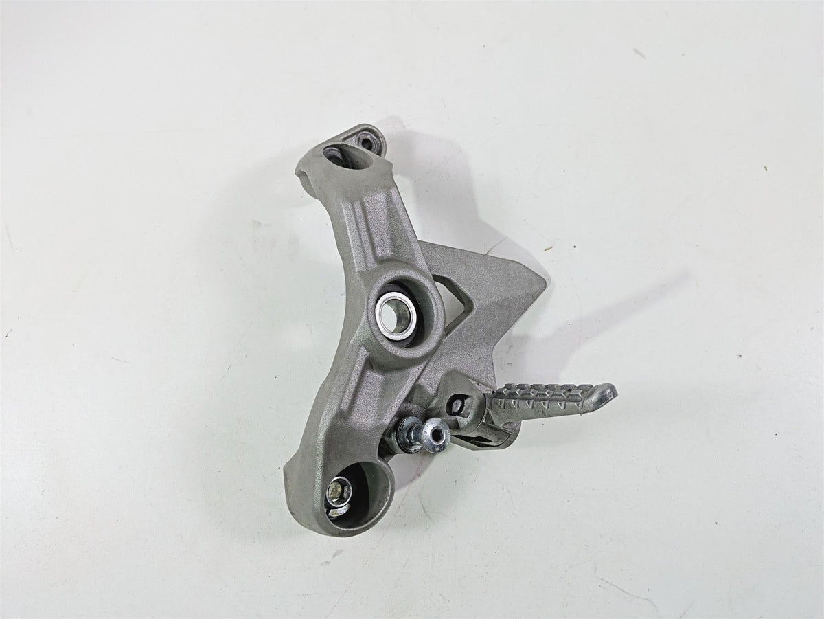2019 Ducati Supersport 939 S Left Rider Footpeg Foot Peg Rest 82413273BA {{ shop.shopifyCountryName }} - Mototech271