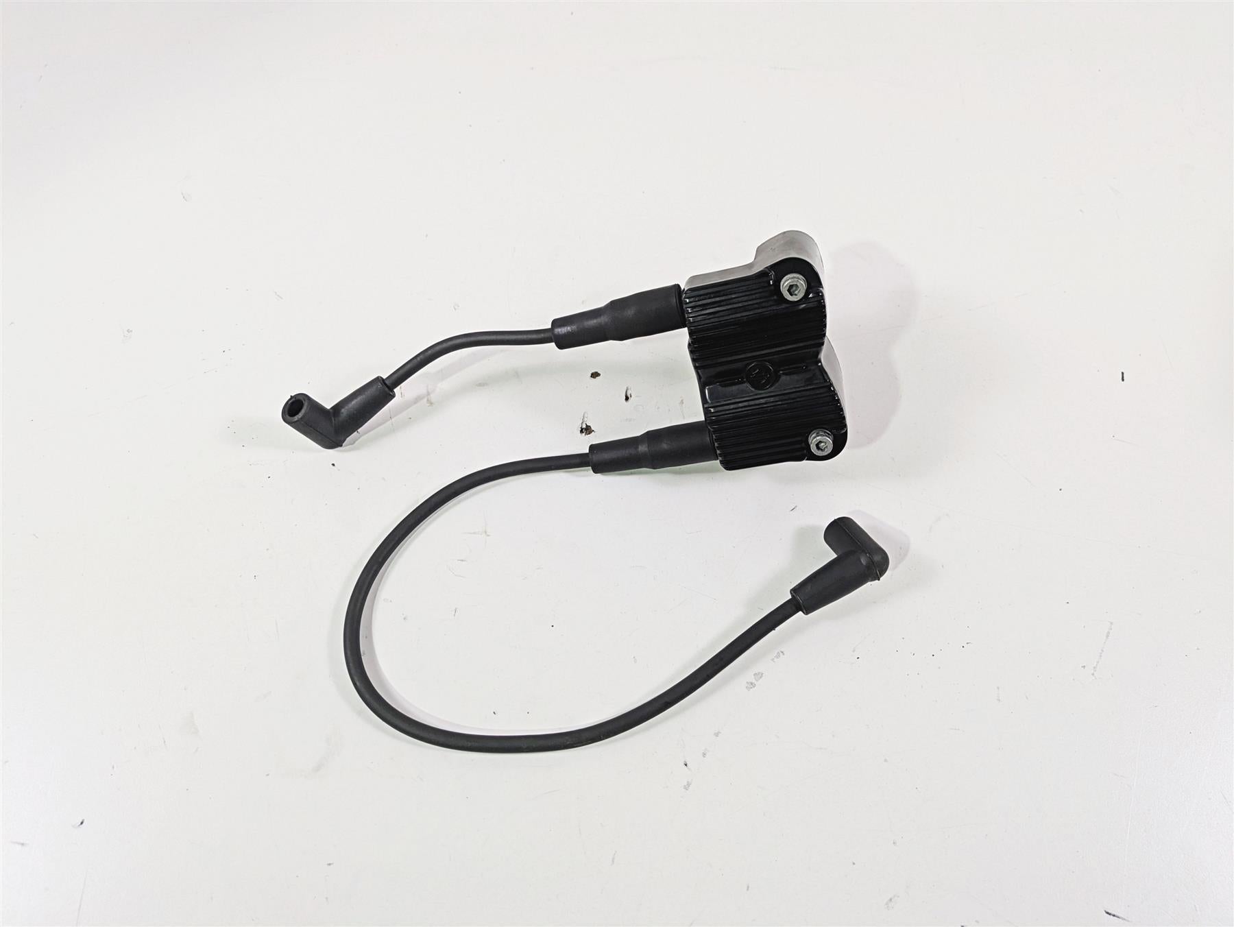 2014 Harley FXDF Dyna Fat Bob Ignition Coil Wires Plugs Set Delphi 31696-07A