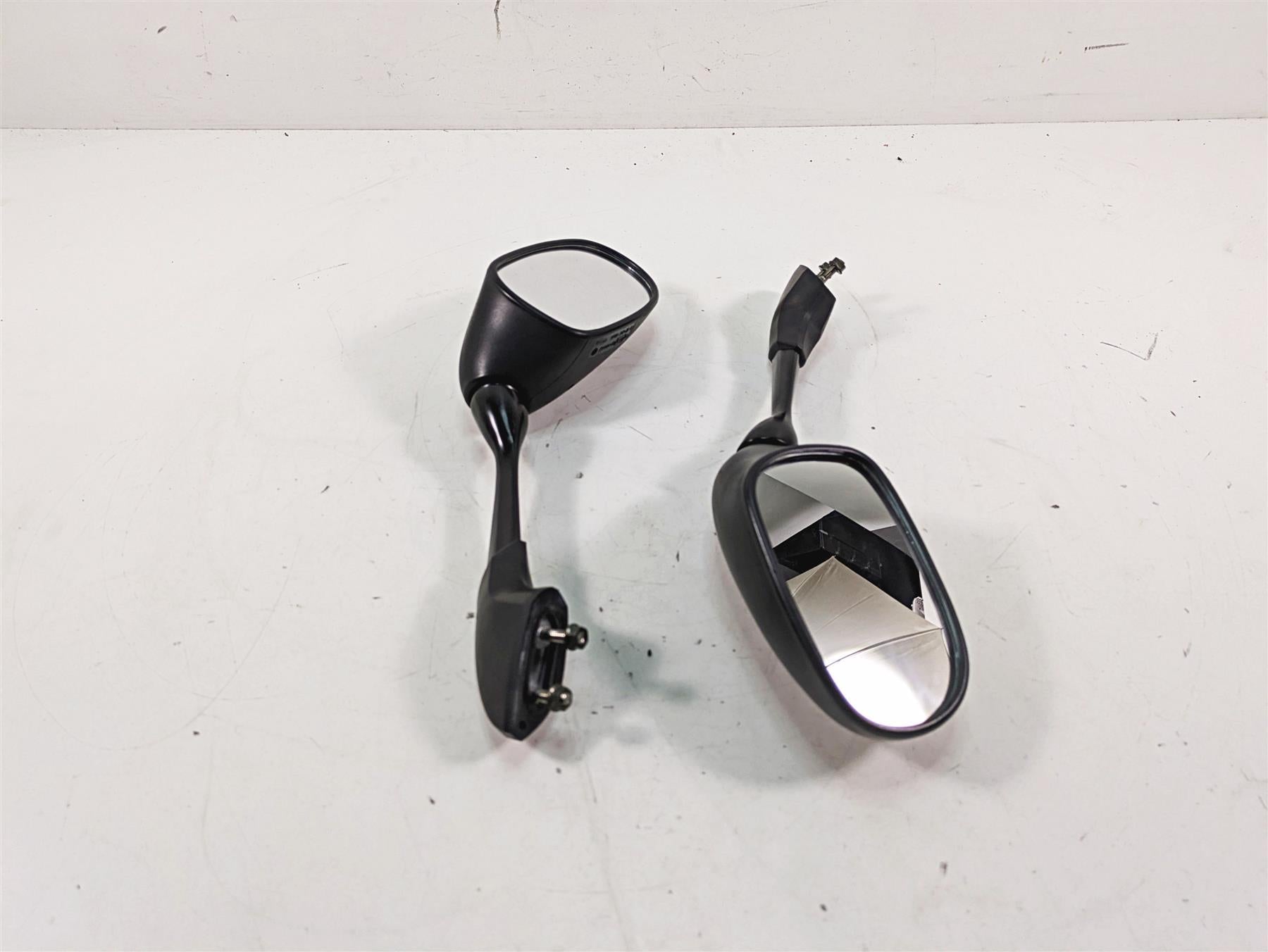 2002 Yamaha FZ1 FZS1000 Fazer Rear View Mirror Set 5LV-26280-00-00 {{ shop.shopifyCountryName }} - Mototech271