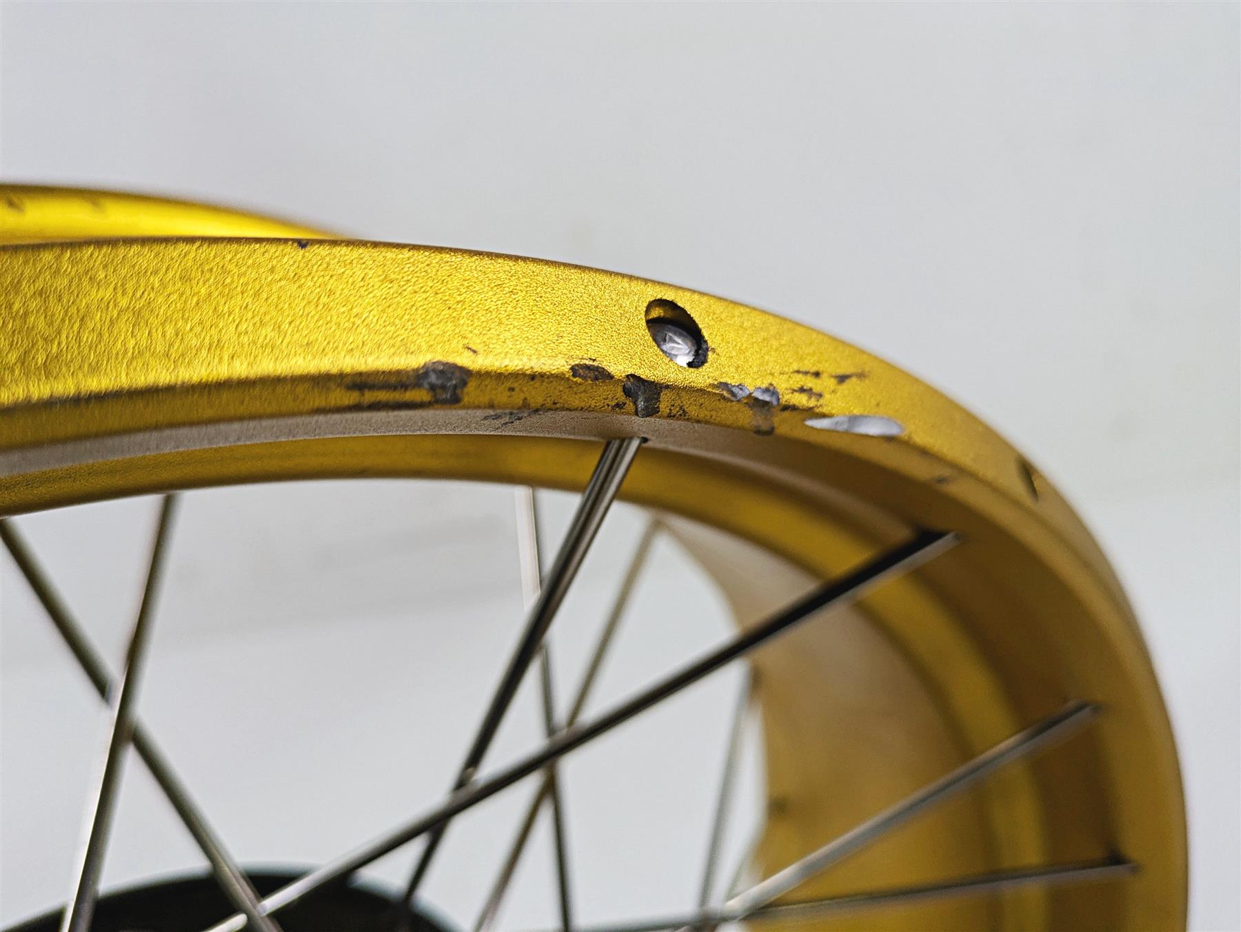 2021 BMW R1250GS K51 Adv Rear Wheel Rim 17x4.5 Gold READ 36318404333 {{ shop.shopifyCountryName }} - Mototech271