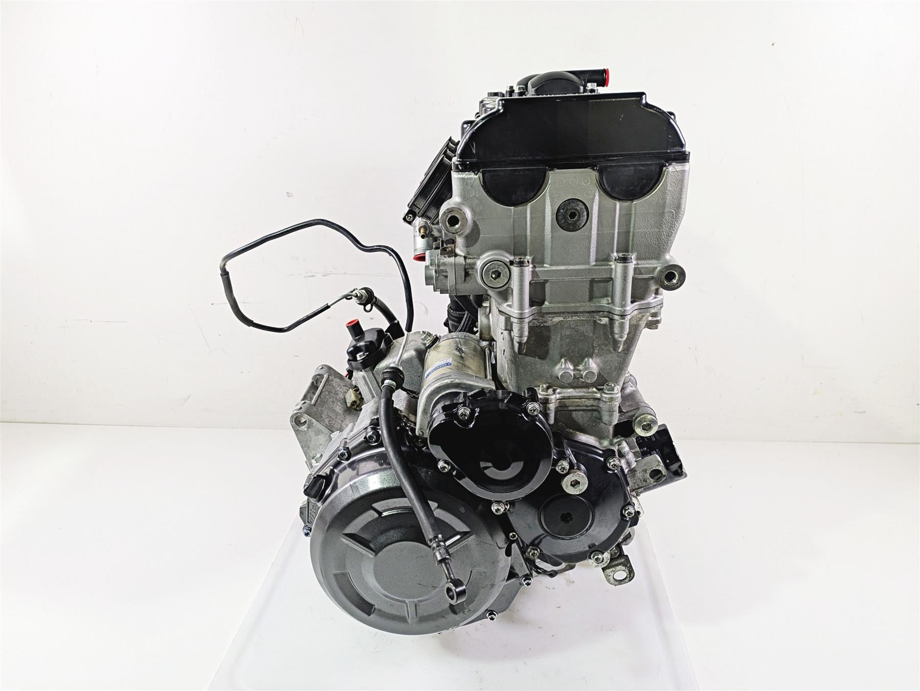2023 Suzuki GSX1300 RR Hayabusa Running Engine Motor 12k - Video 11300-10810 {{ shop.shopifyCountryName }} - Mototech271
