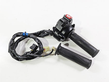 2022 Yamaha YZF R1 R1M RN65 Right Hand Control Switch E-Throttle B3L-8291R-03-00-Mototech271