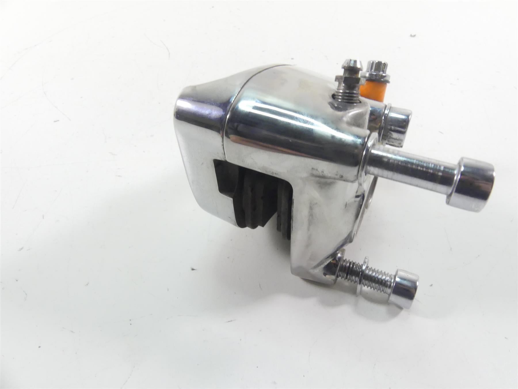 2004 Harley FXDWGI Dyna Wide Glide Front Chrome Brake Caliper -Read 44046-00D {{ shop.shopifyCountryName }} - Mototech271