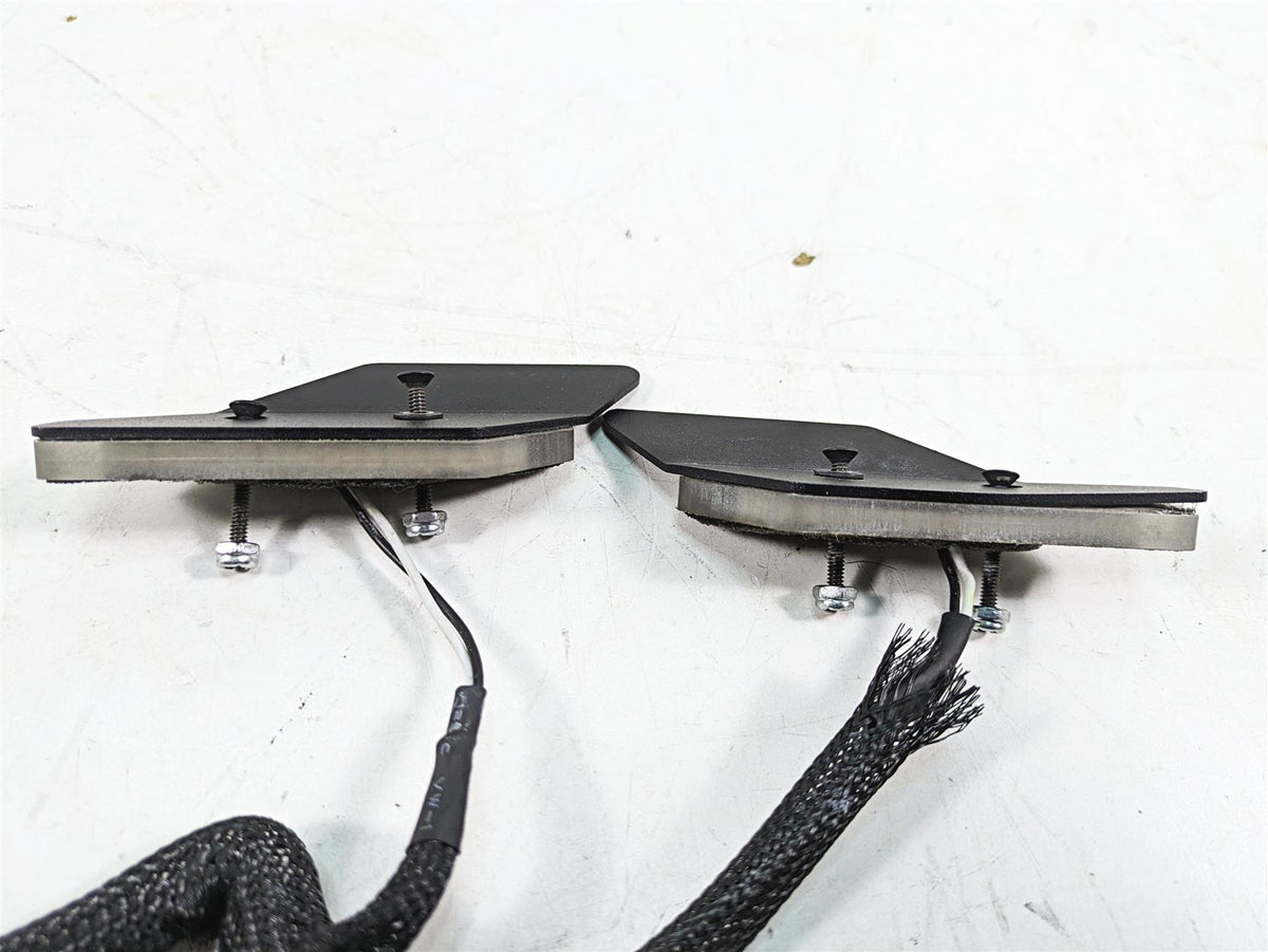 2016 Ducati Panigale 1299 S Nrc Mirror Block Off Turn Signals - Read 1299-MBO-B {{ shop.shopifyCountryName }} - Mototech271