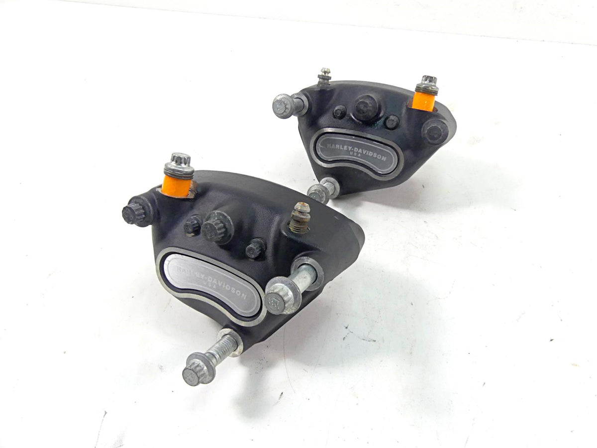 2004 Harley Touring FLHTCUI Electra Glide Front Brake Caliper Set 44023-00C {{ shop.shopifyCountryName }} - Mototech271