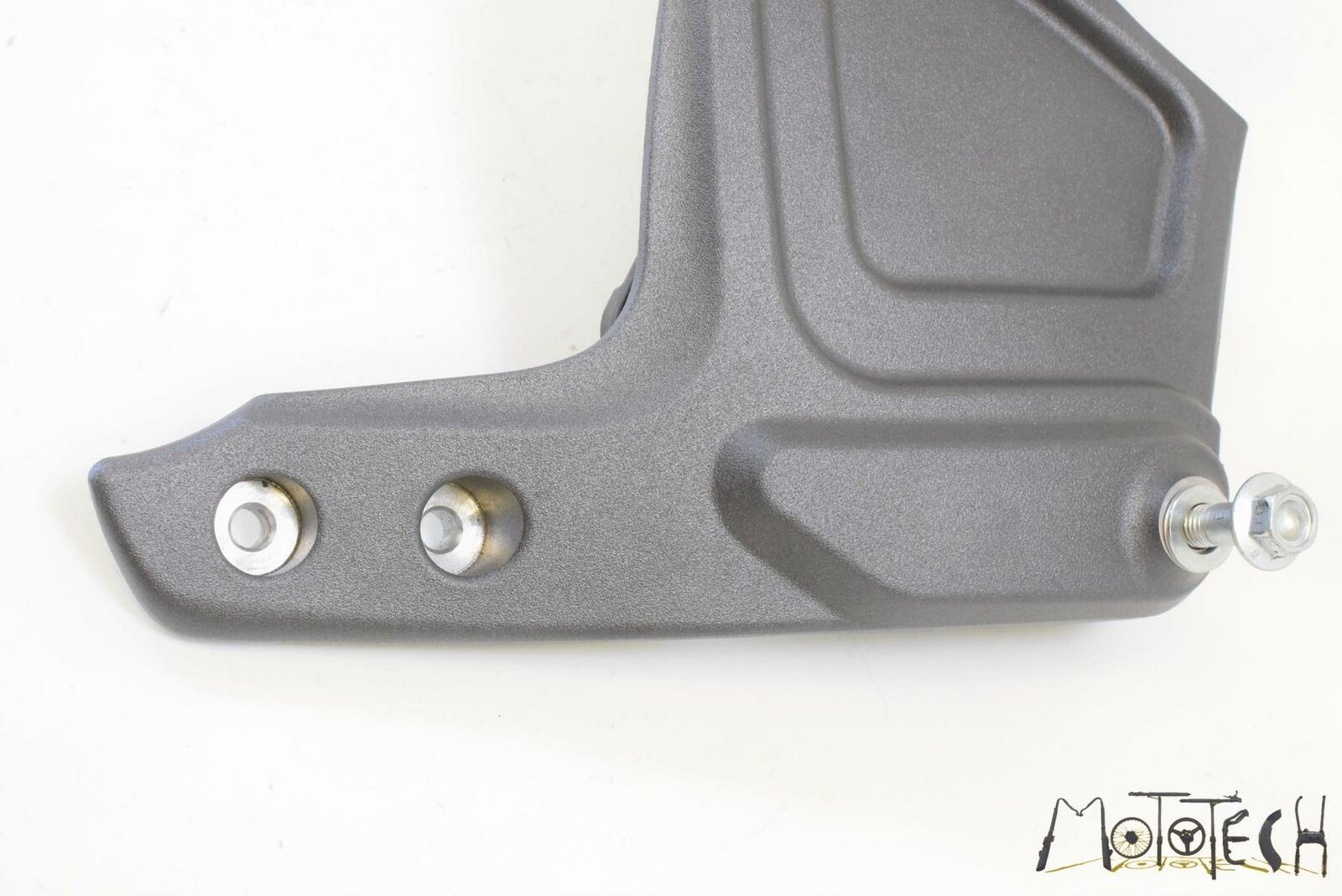 2019 Indian Scout Right Center Frame Plate Bracket 5139625-650 {{ shop.shopifyCountryName }} - Mototech271