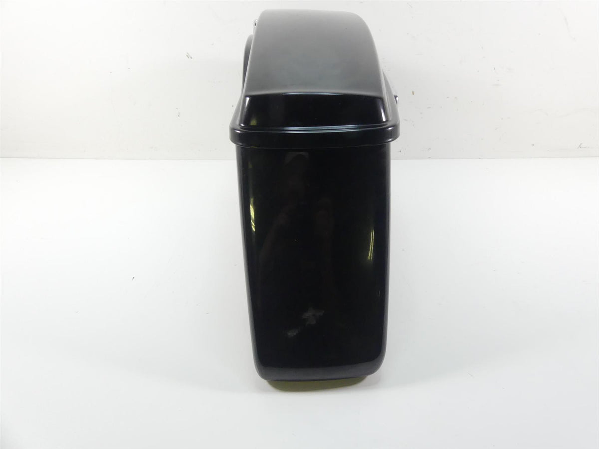 2016 Harley Touring FLHTP Electra Glide Right Saddle Bag Vivid Black 90200412 {{ shop.shopifyCountryName }} - Mototech271