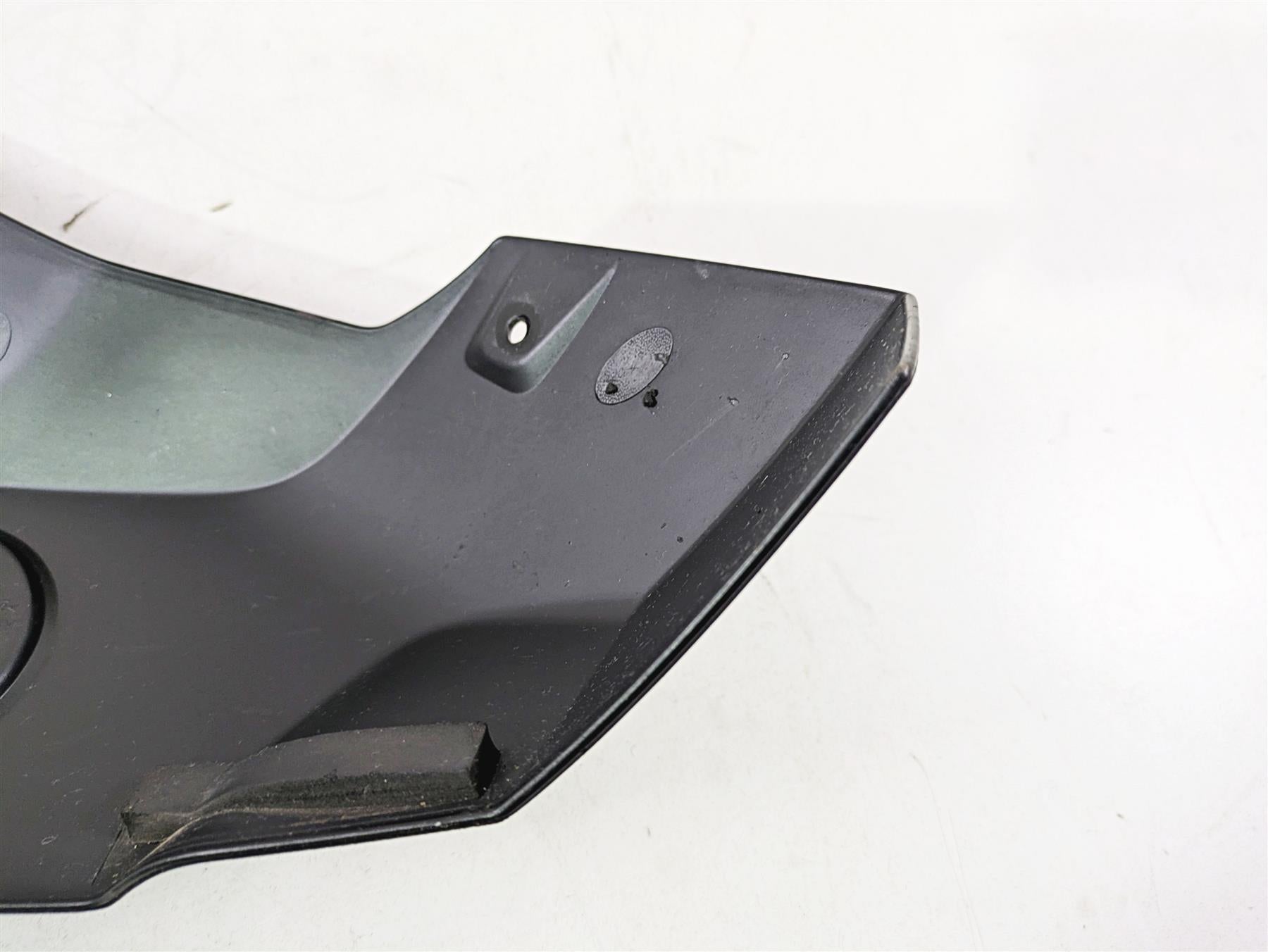 2009 BMW R1200GS K255 Adv Left Side Fuel Tank Cover & Emblem 46637706287 {{ shop.shopifyCountryName }} - Mototech271