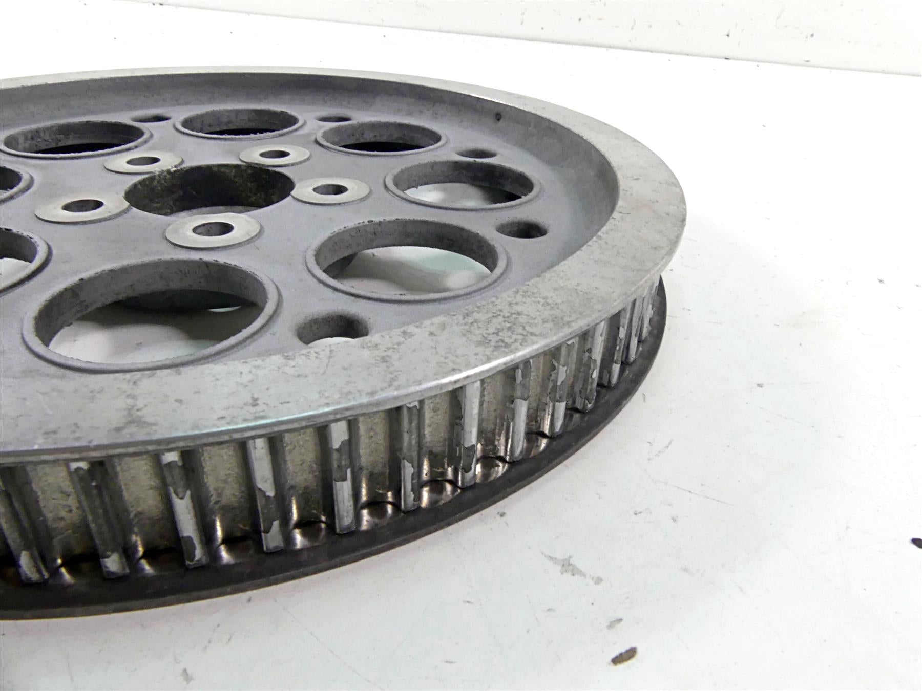 2006 Harley Touring FLHTCU SE E-Glide Rear Drive Belt Pulley 70T 40117-00 {{ shop.shopifyCountryName }} - Mototech271
