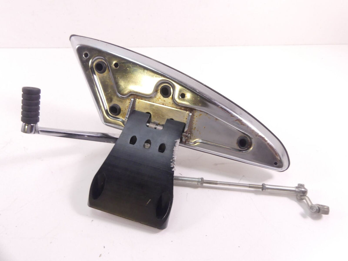 2009 Victory Vision Tour Left Front Rider Floor Foot Board Shifter Set 5135045 {{ shop.shopifyCountryName }} - Mototech271