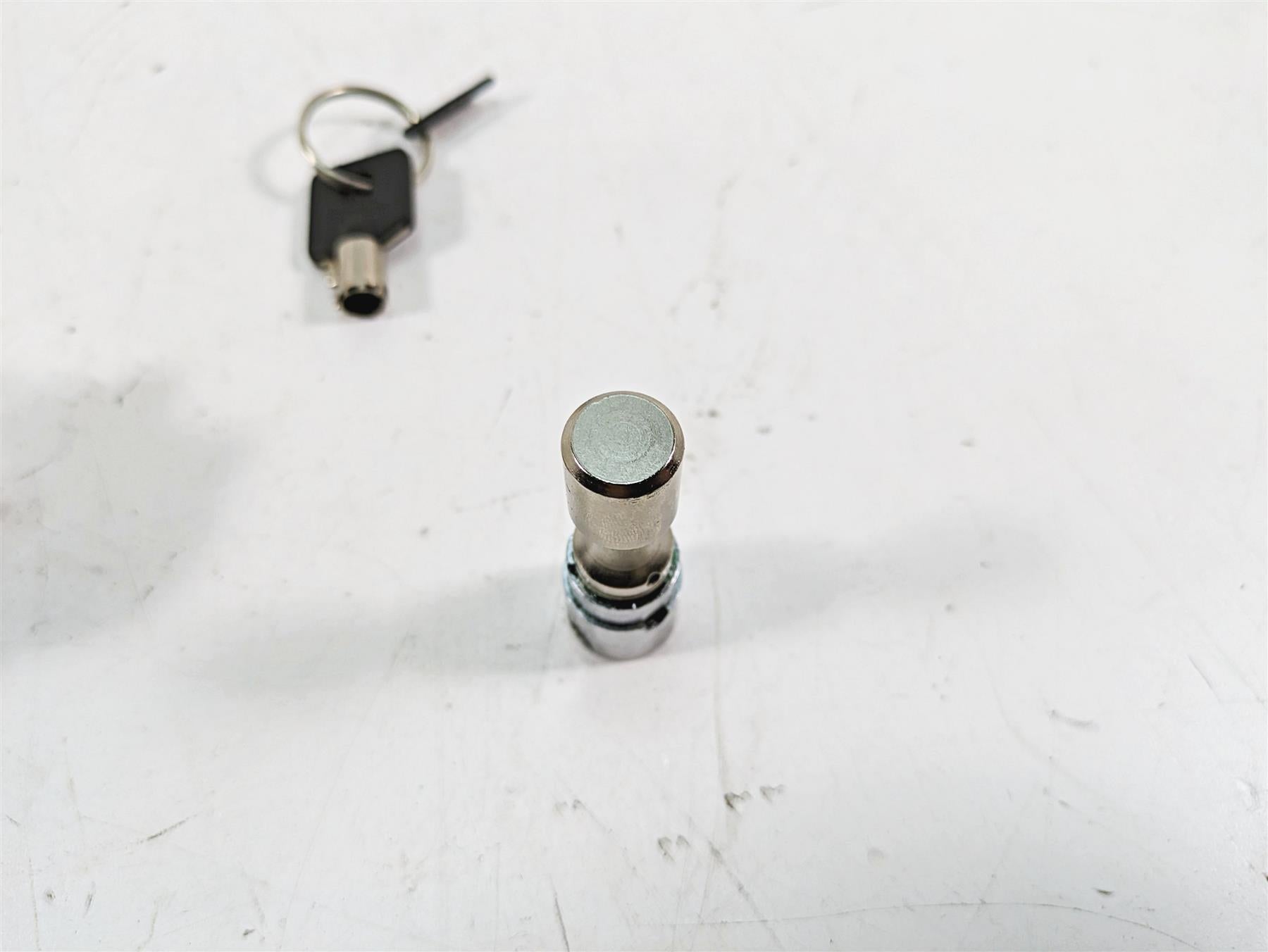 2006 Harley Softail FXSTSI Springer Ignition Switch Steering Lock Key 71450-04 {{ shop.shopifyCountryName }} - Mototech271