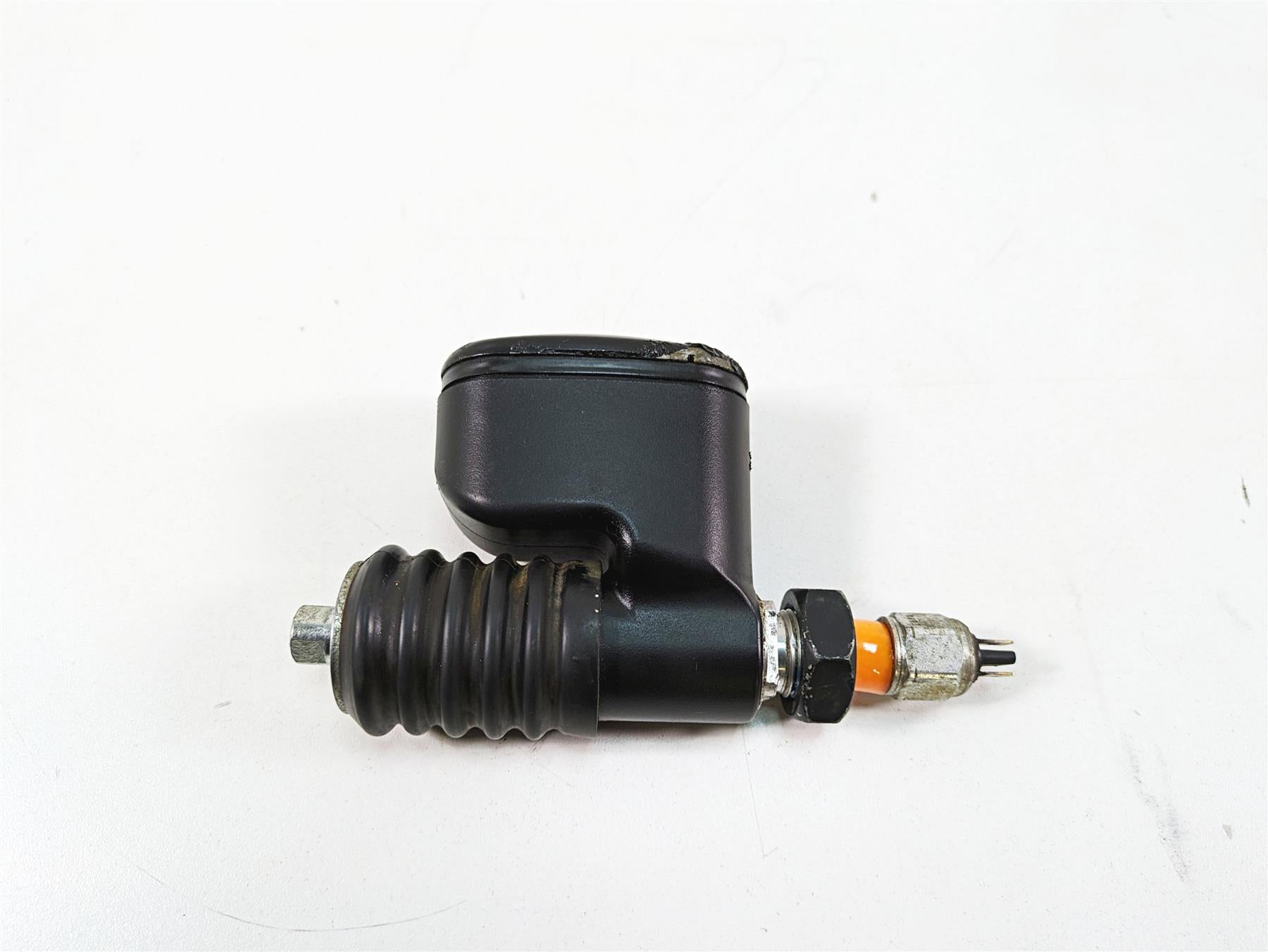 2009 Harley FXDF Dyna Fat Bob Rear Brake Master Cylinder 42474-06C {{ shop.shopifyCountryName }} - Mototech271