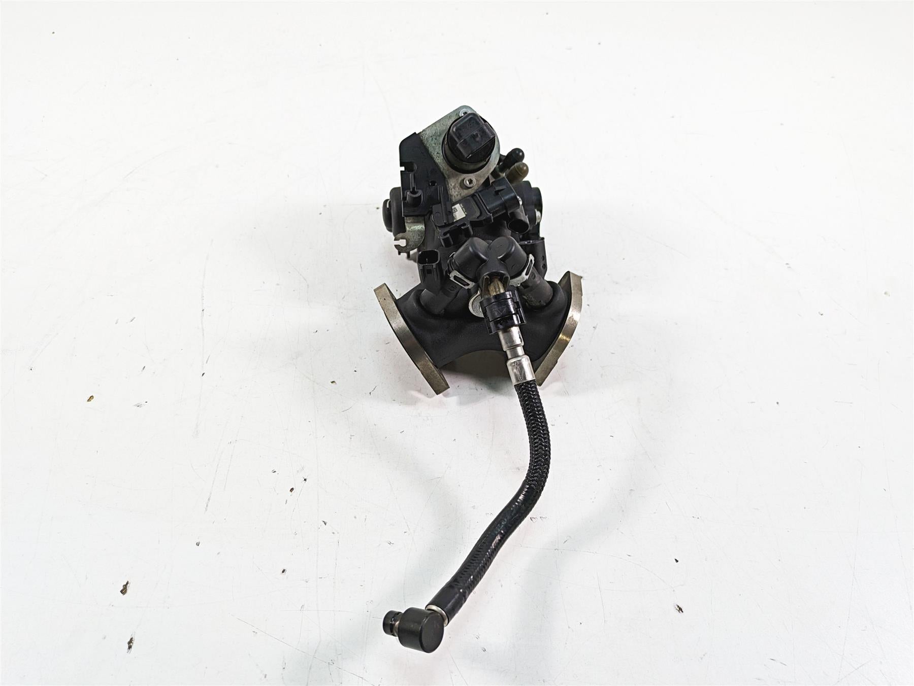 2015 Harley FXDL Dyna Low Rider Throttle Body Fuel Injectors 27708-06A {{ shop.shopifyCountryName }} - Mototech271