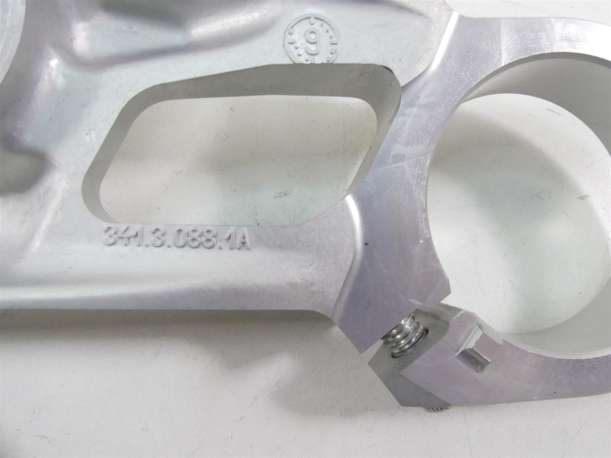 2020 Ducati Panigale V2 Upper Triple Tree Steering Clamp 53mm 34130881A {{ shop.shopifyCountryName }} - Mototech271